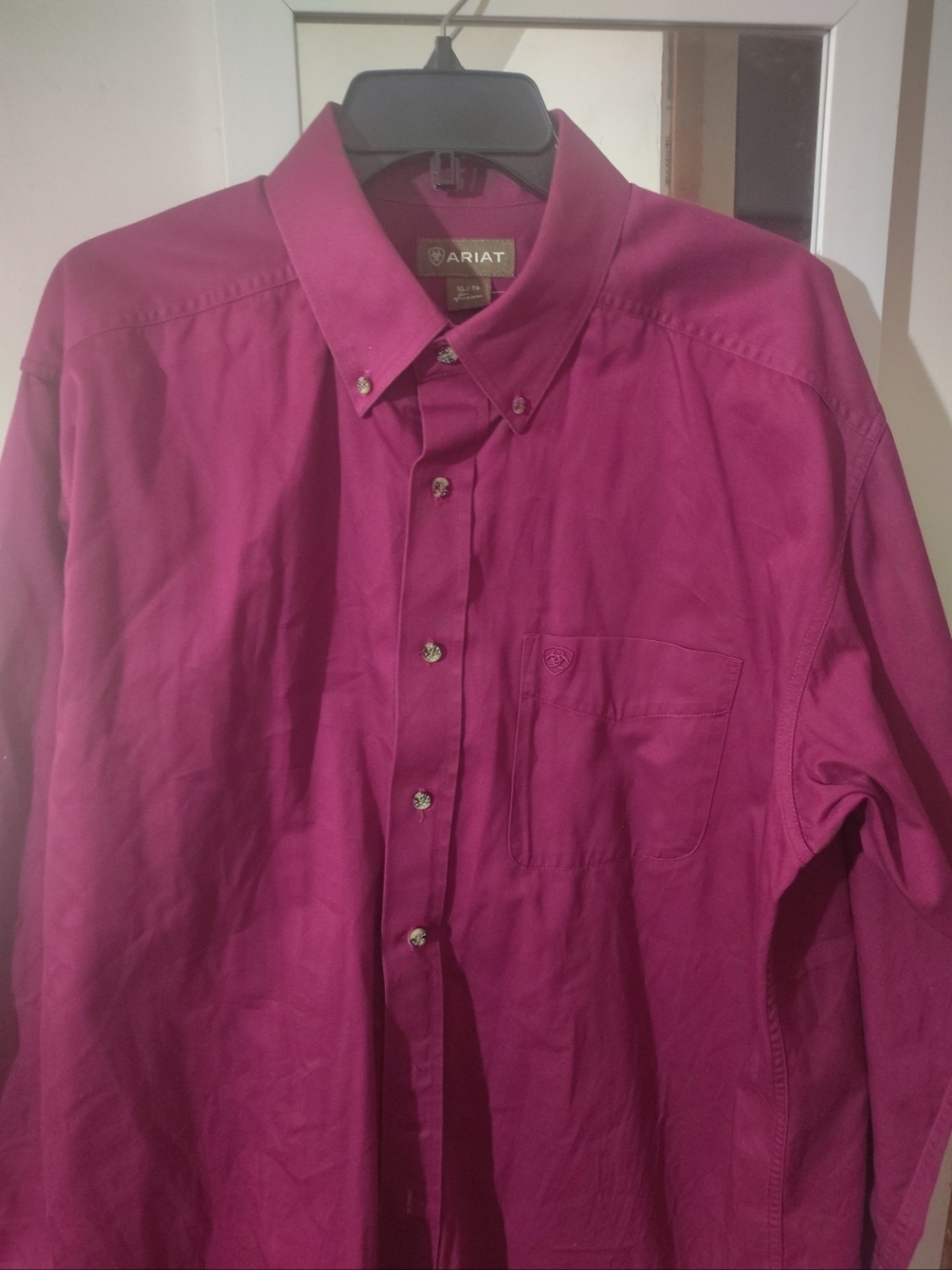 Men's Ariat Maroon Western Button Down Shirt. High Quality XL-TG Gorgeous